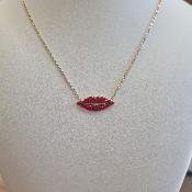 Collier bouche strass
