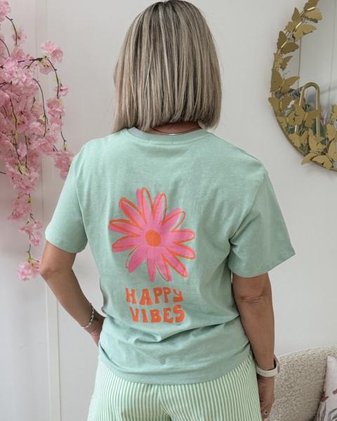 T shirt happy vibes