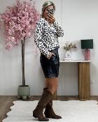 Short en simili cuir