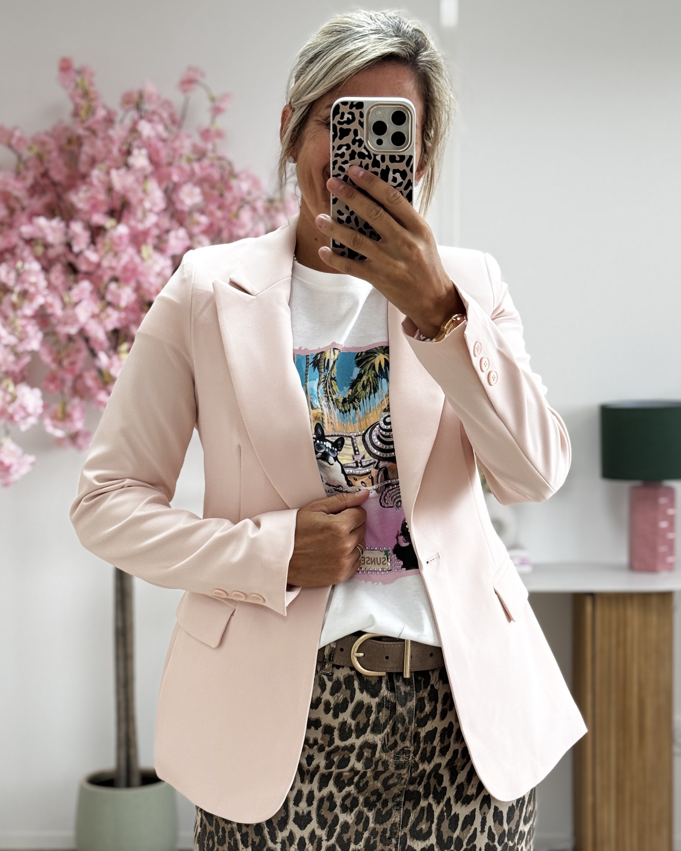 Blazer Shayne