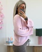 Pull Julia rose