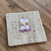 Boucles or et perles rose