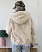 Manteau fausse fourrure 