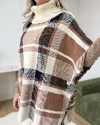 Poncho col roulé beige