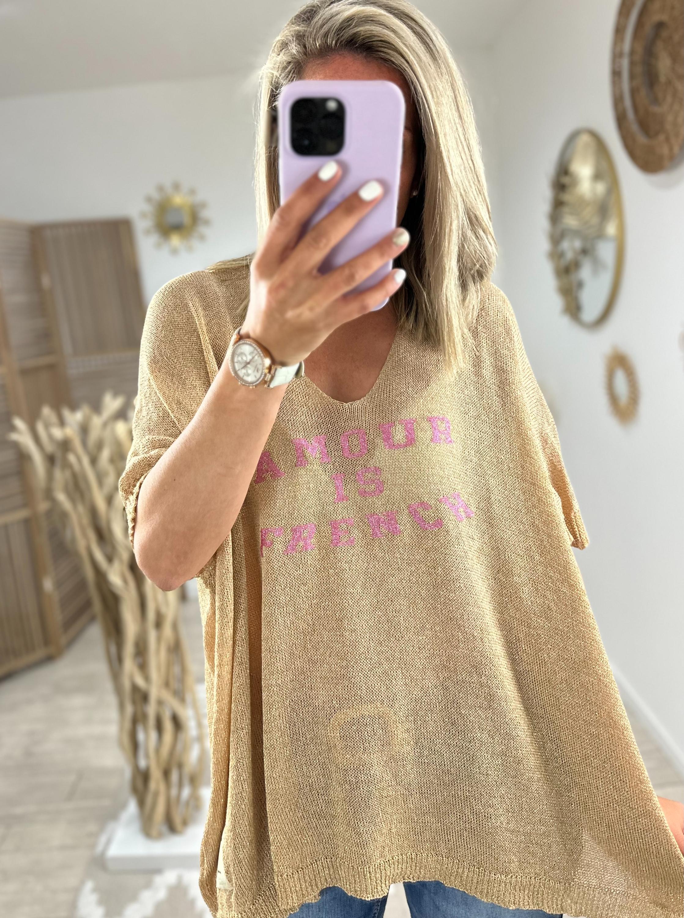 Pull lurex amour is french