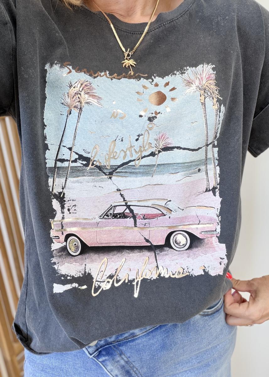 Tee shirt life is a style