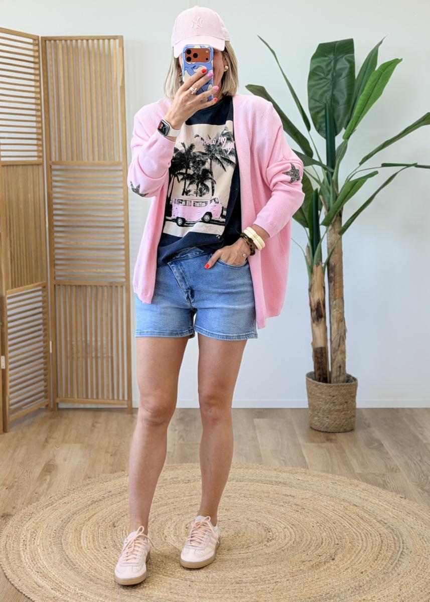 Tee shirt travel