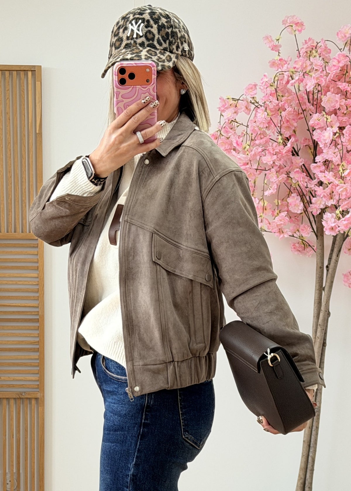 #couleur_taupe