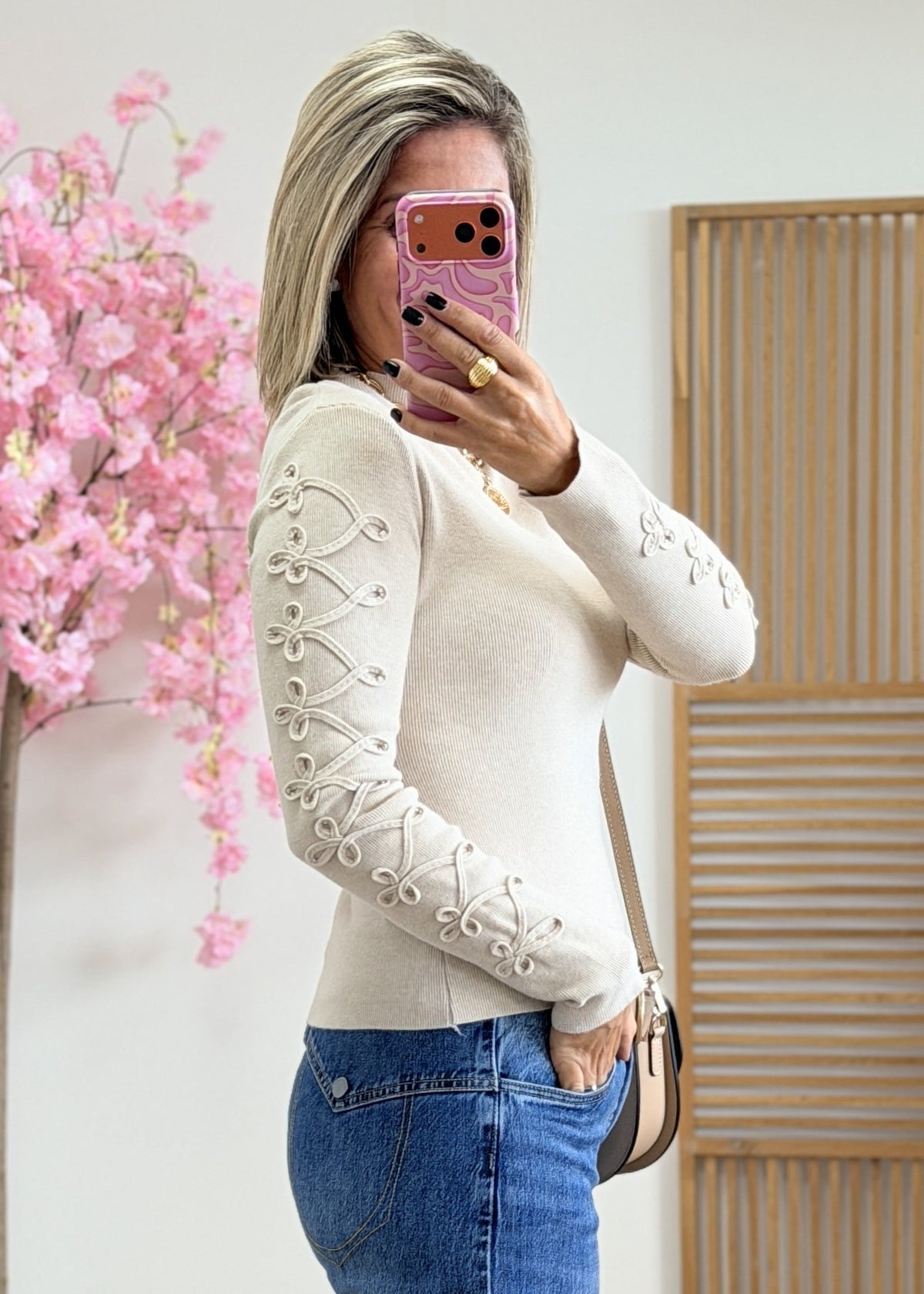 Pull manches brodées