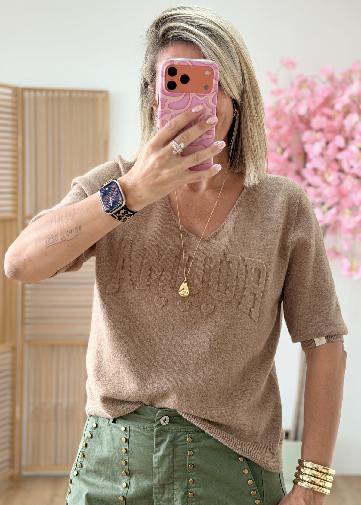Pull Amour en relief