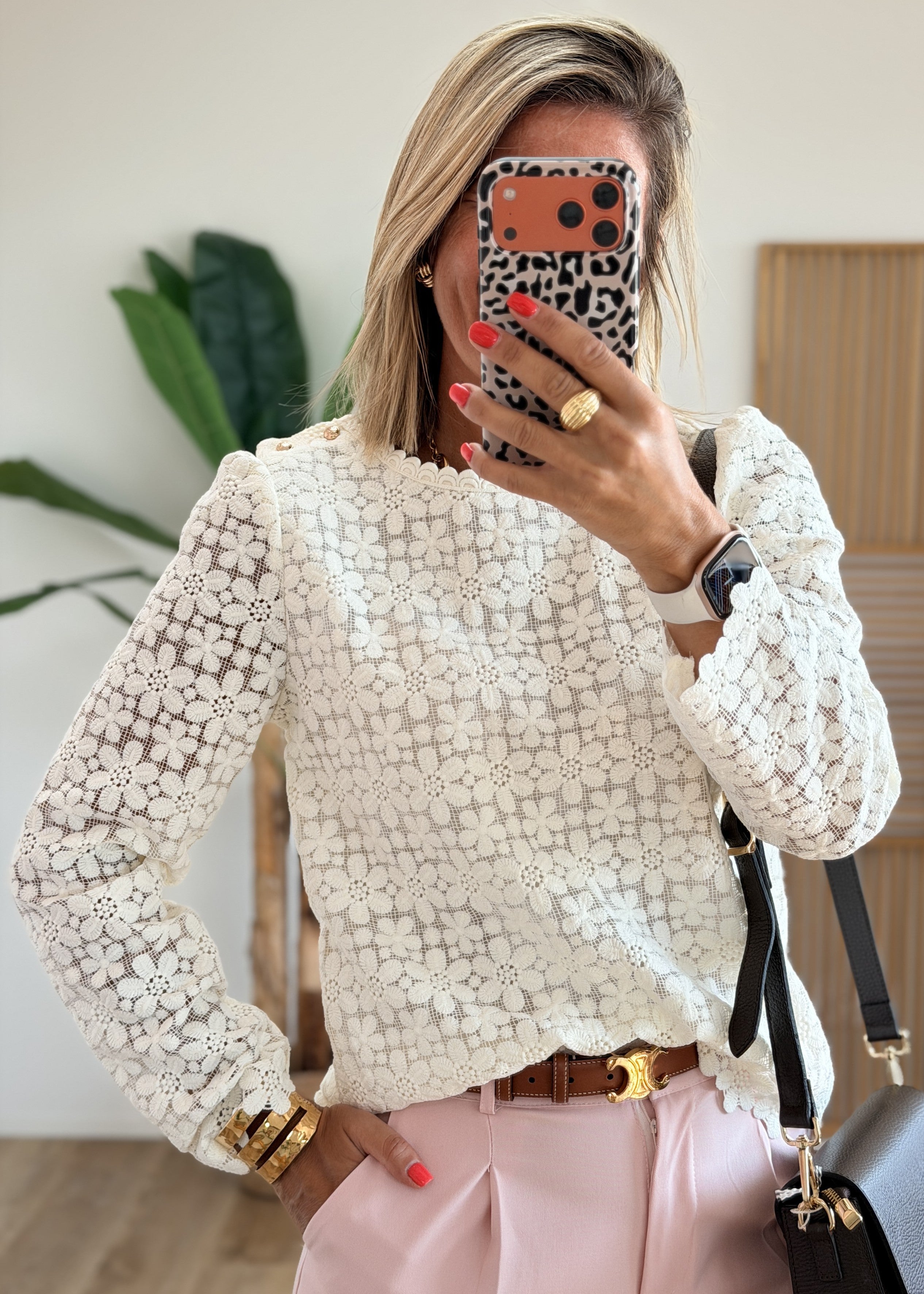 Blouse Brodée Doublée Boutons Or