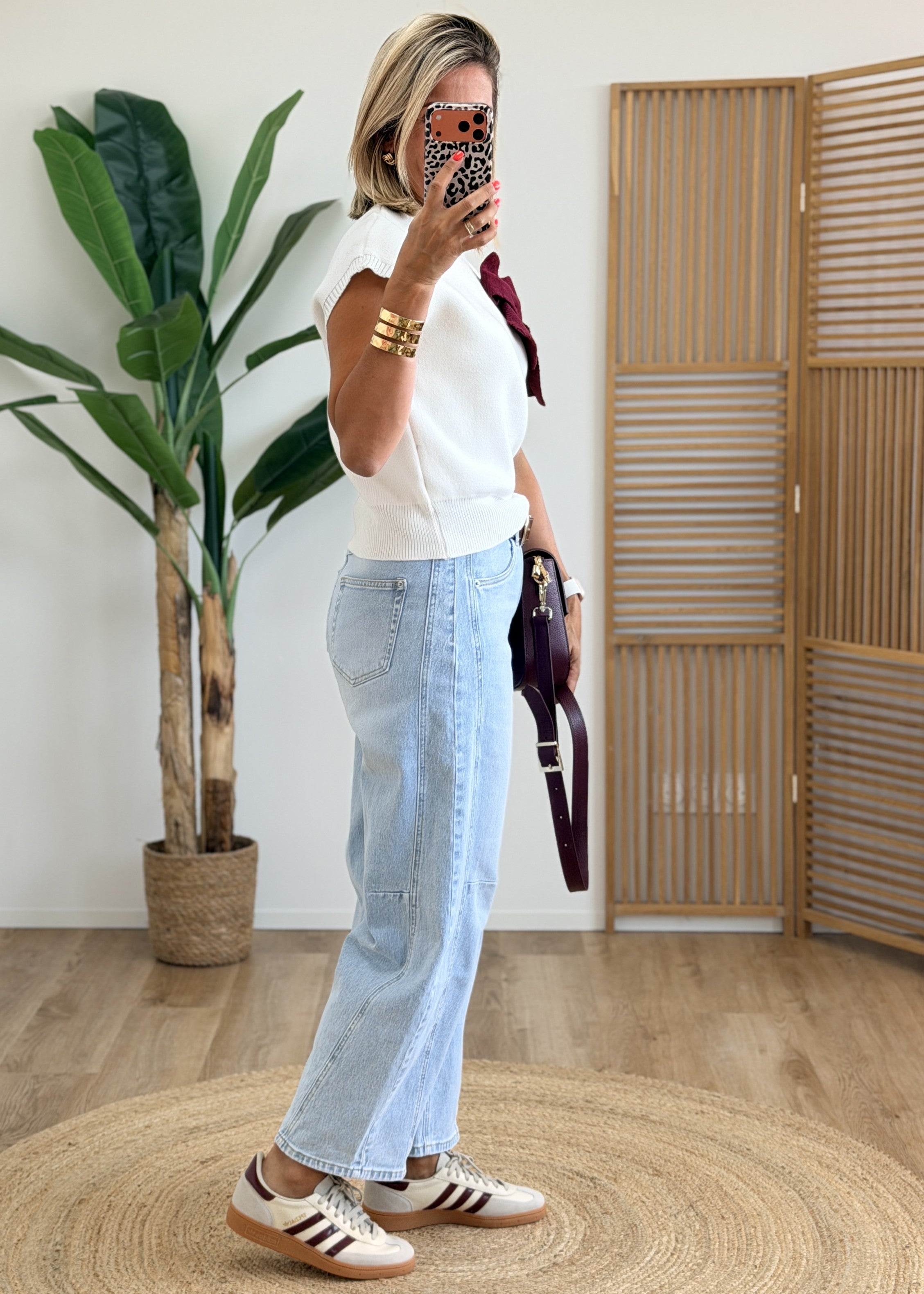 Pull Doux avec Nœud Bordeaux