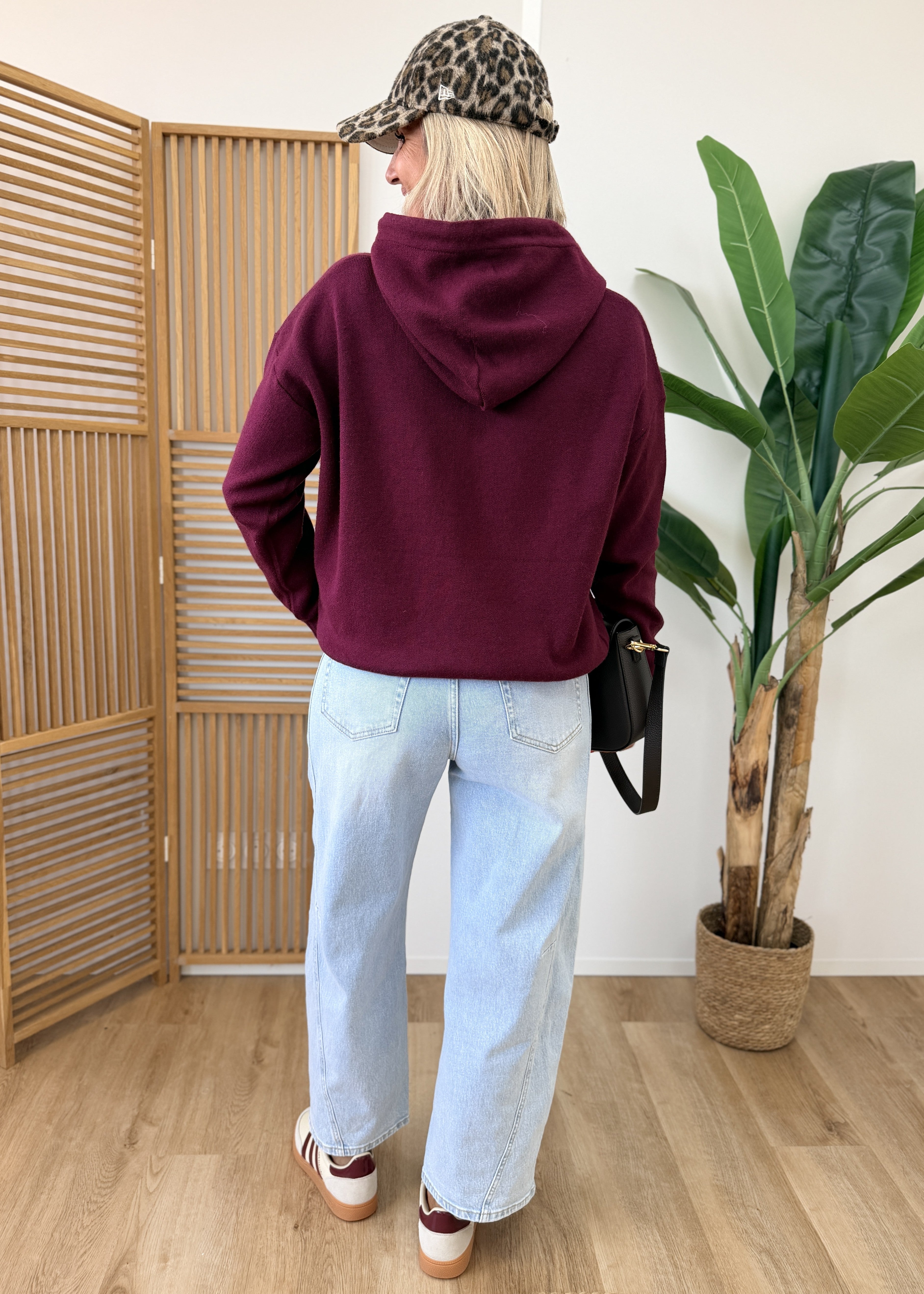 Sweat Capuche – Lien & Intérieur Léopard