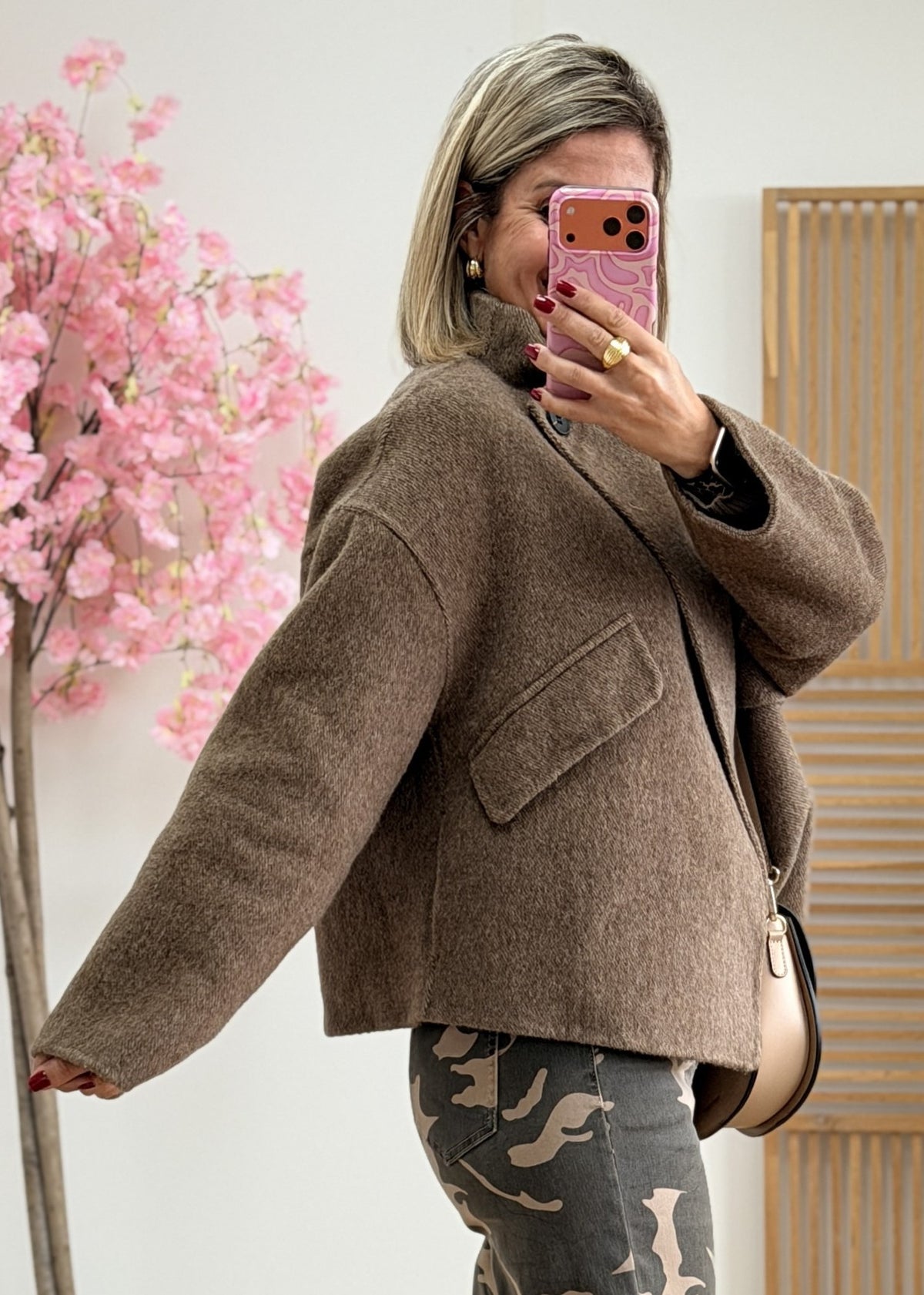 Manteau asymétrique en lainage taupe