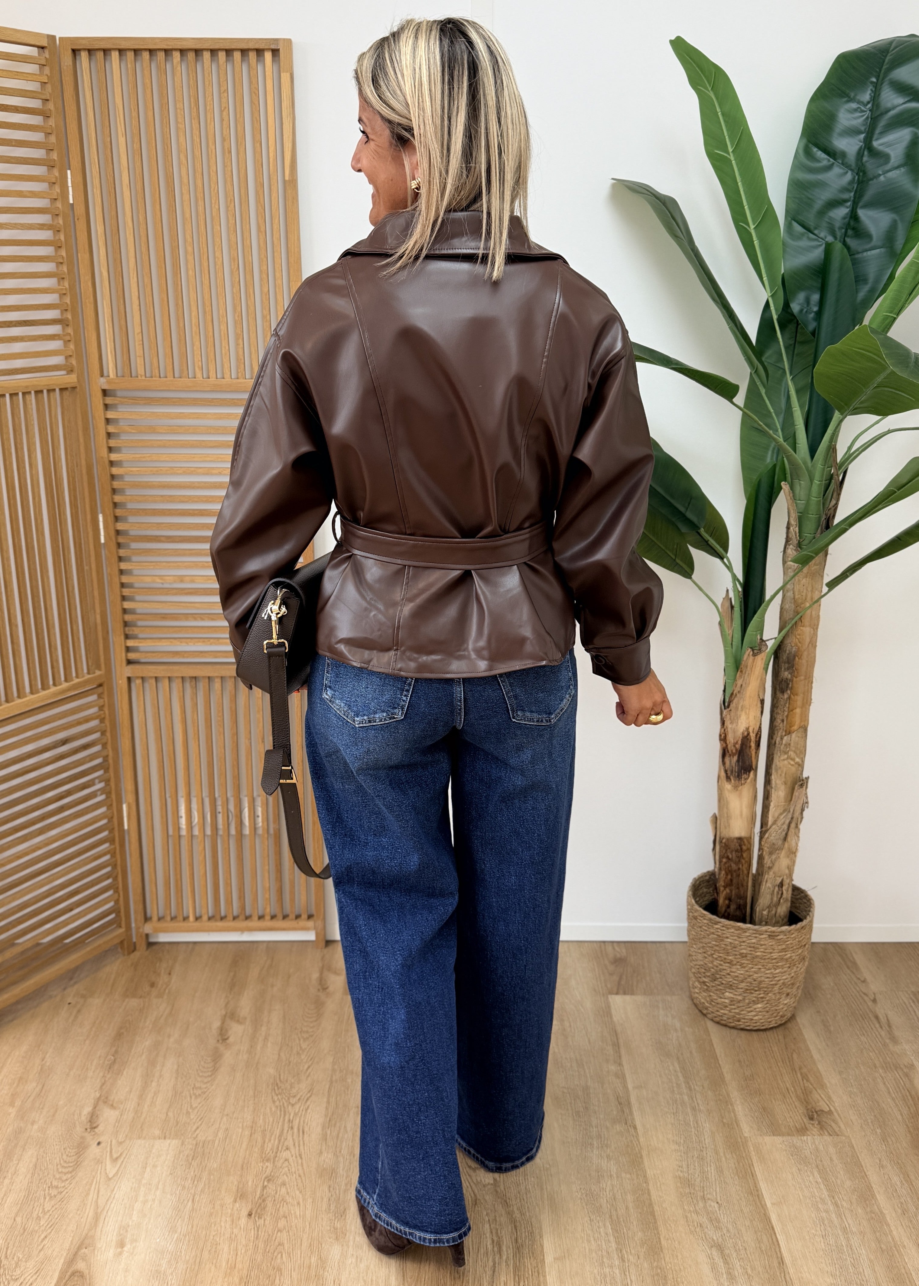 Veste simili cuir double boutonnage ceinturé