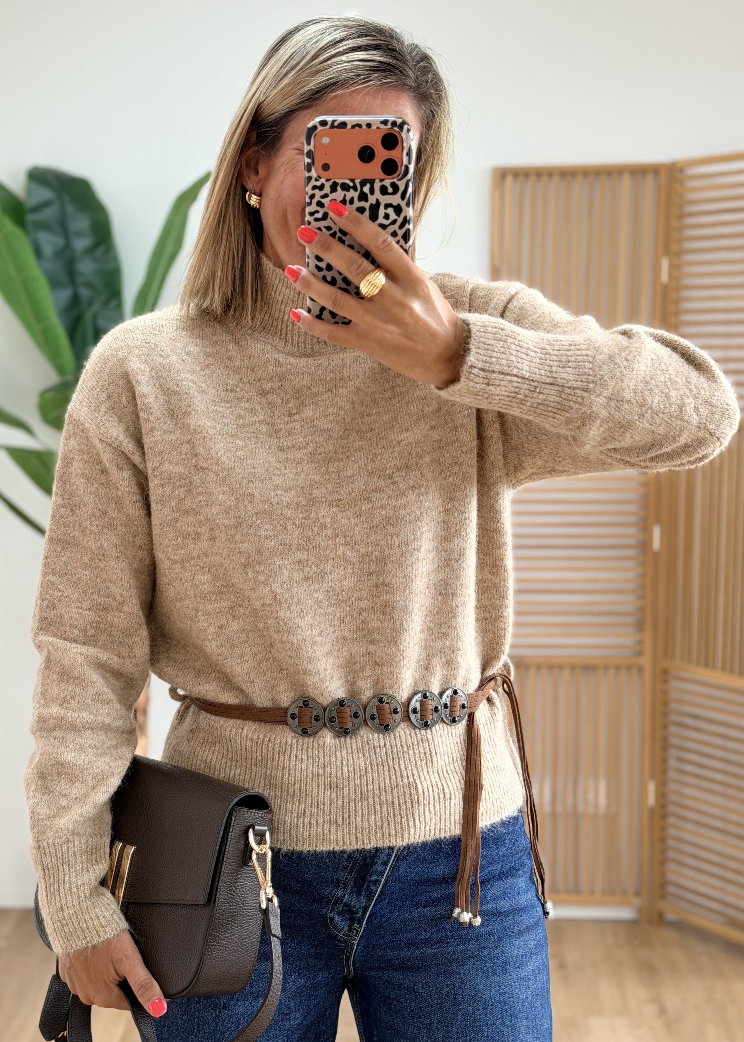 Pull col montant avec ceinture amovible en suédine