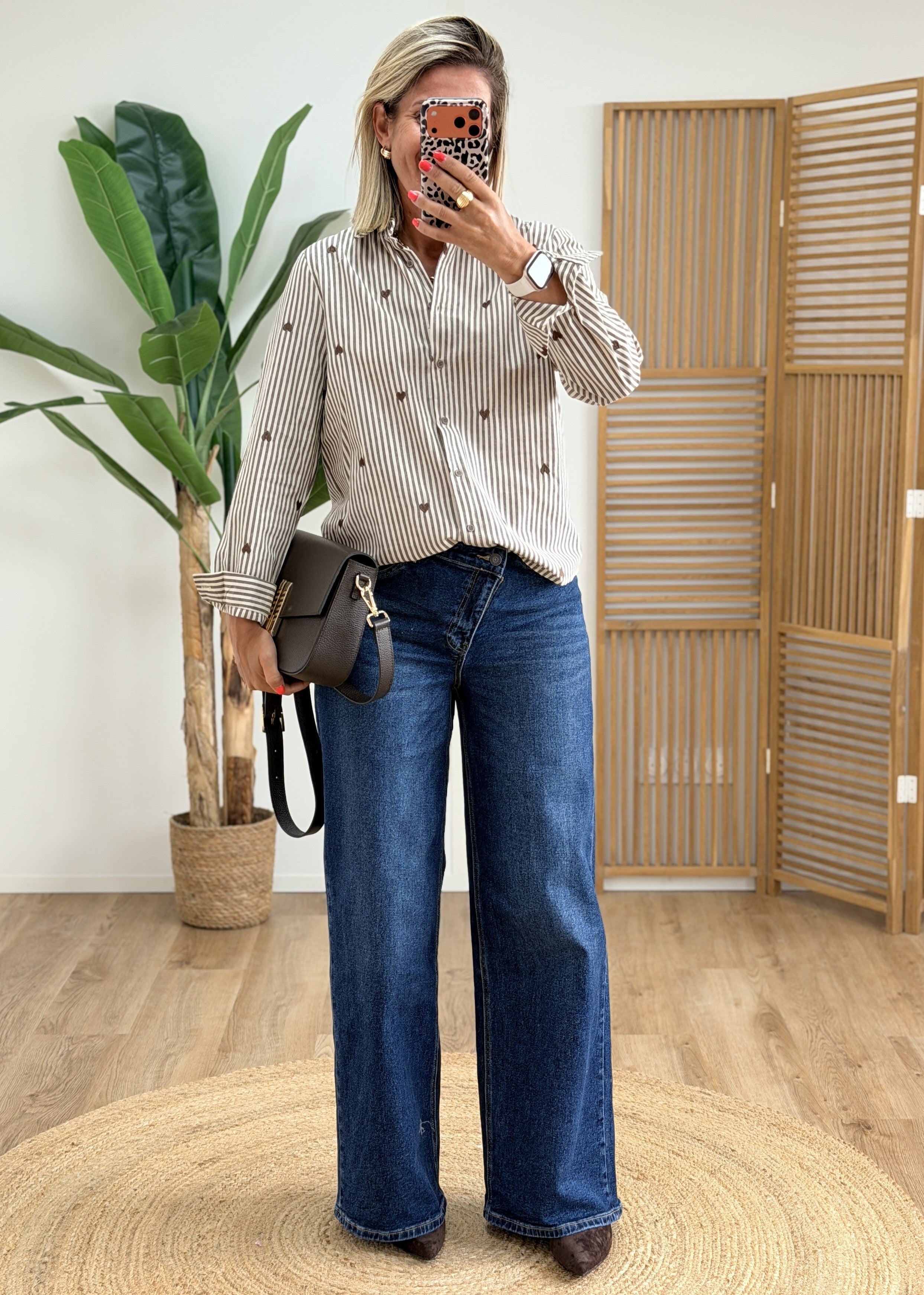Chemise en coton avec cœurs brodés
