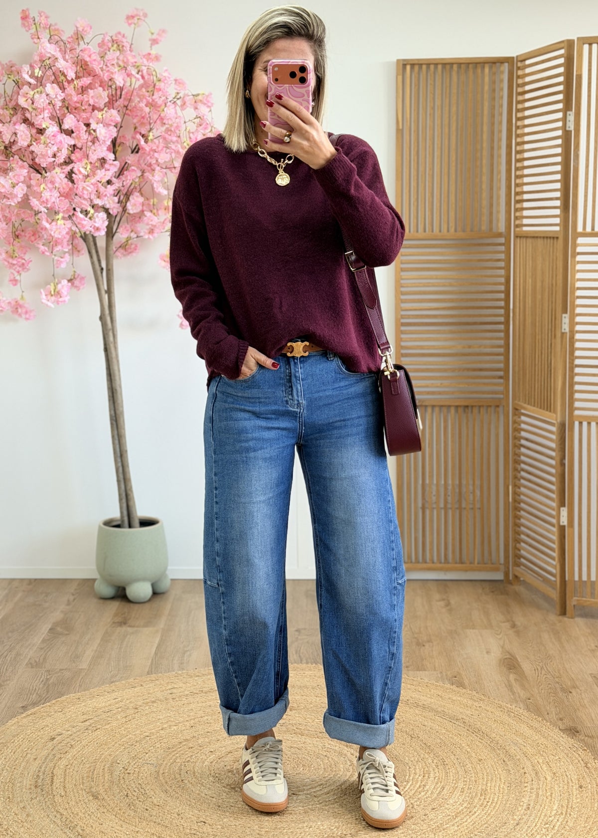 Pull dos croisé en dentelle – Bordeaux