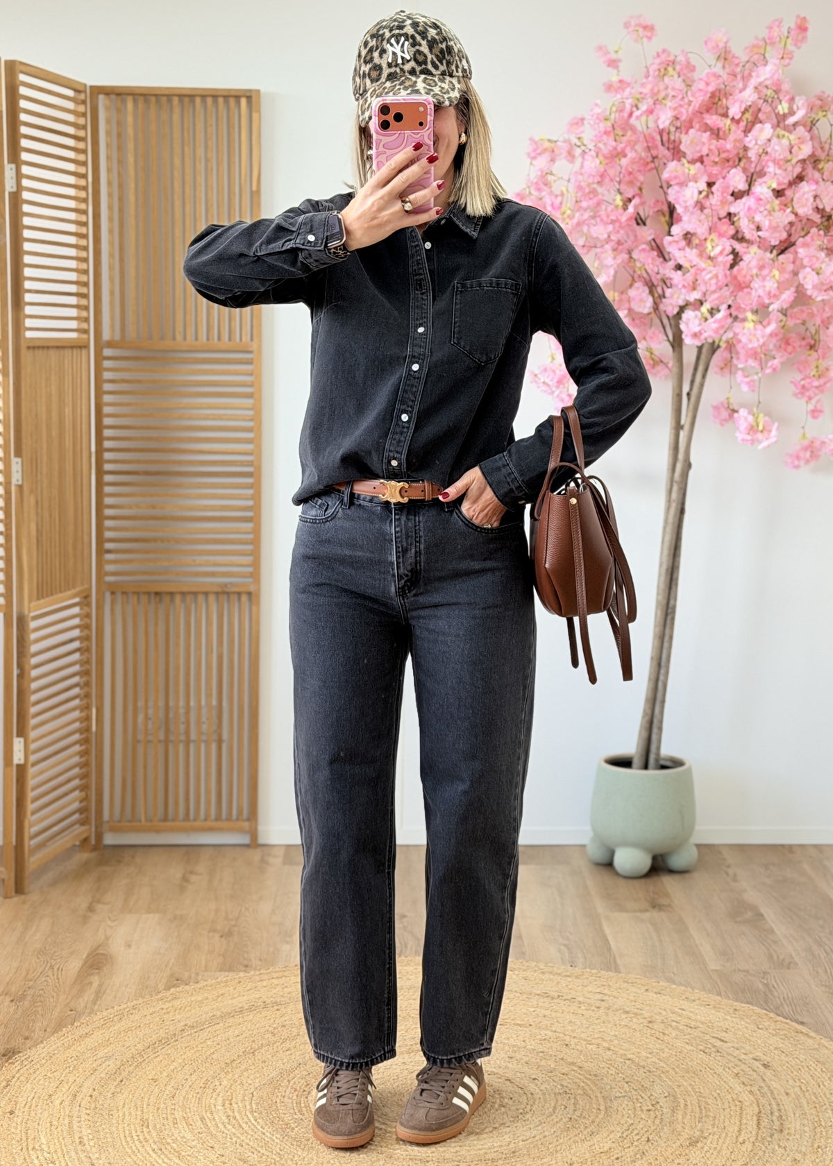 Jean mom noir délavé