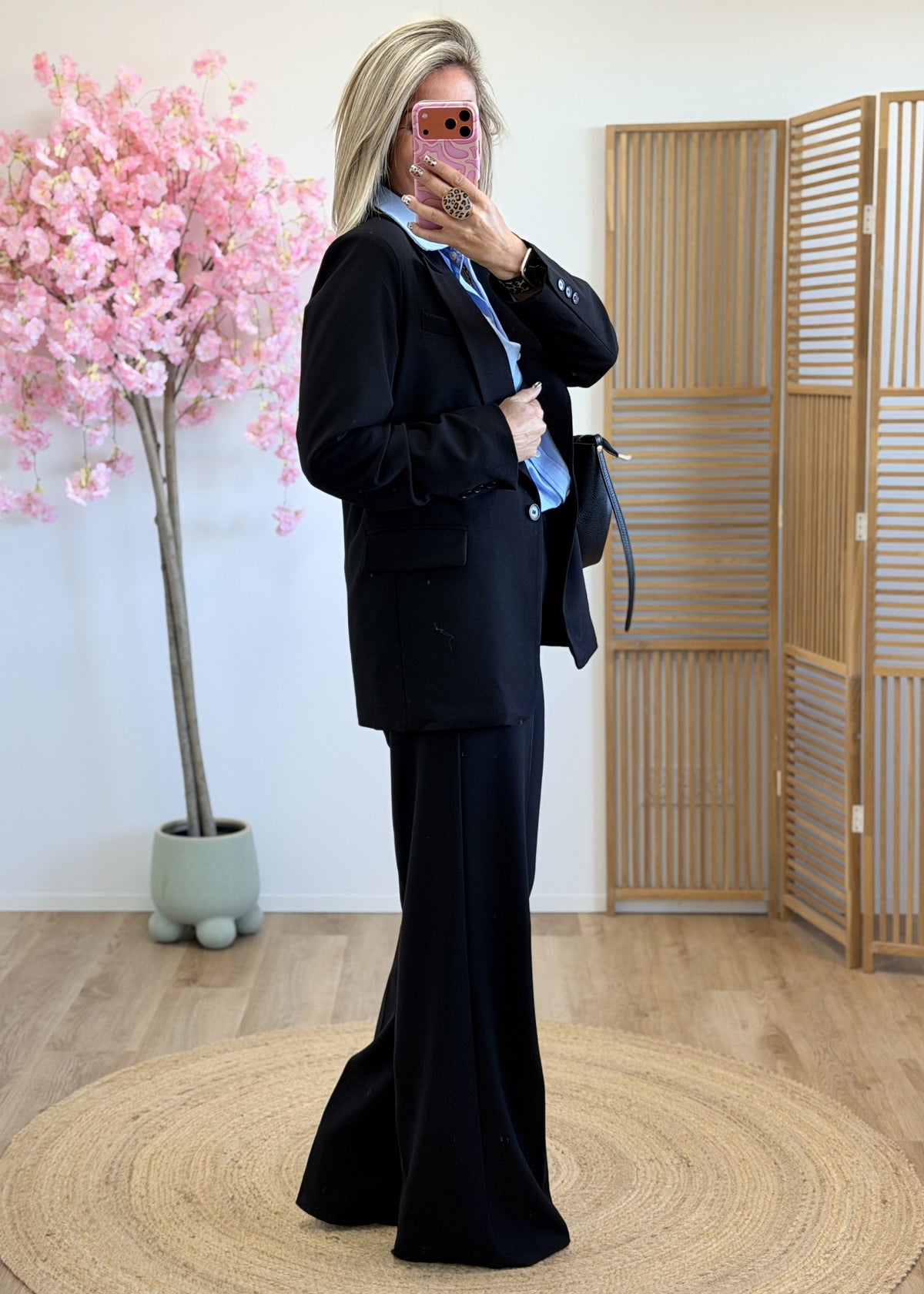 Blazer noir cintré élégant