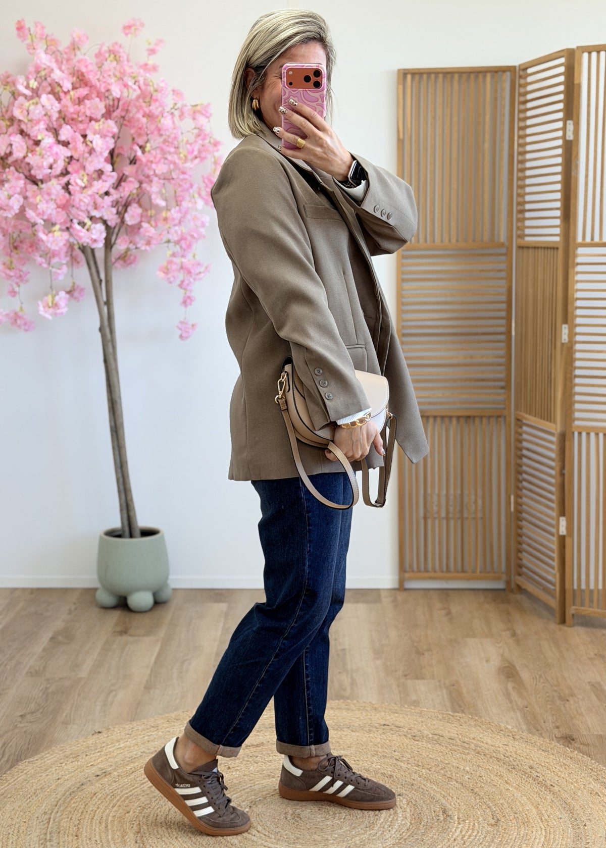 #couleur_taupe