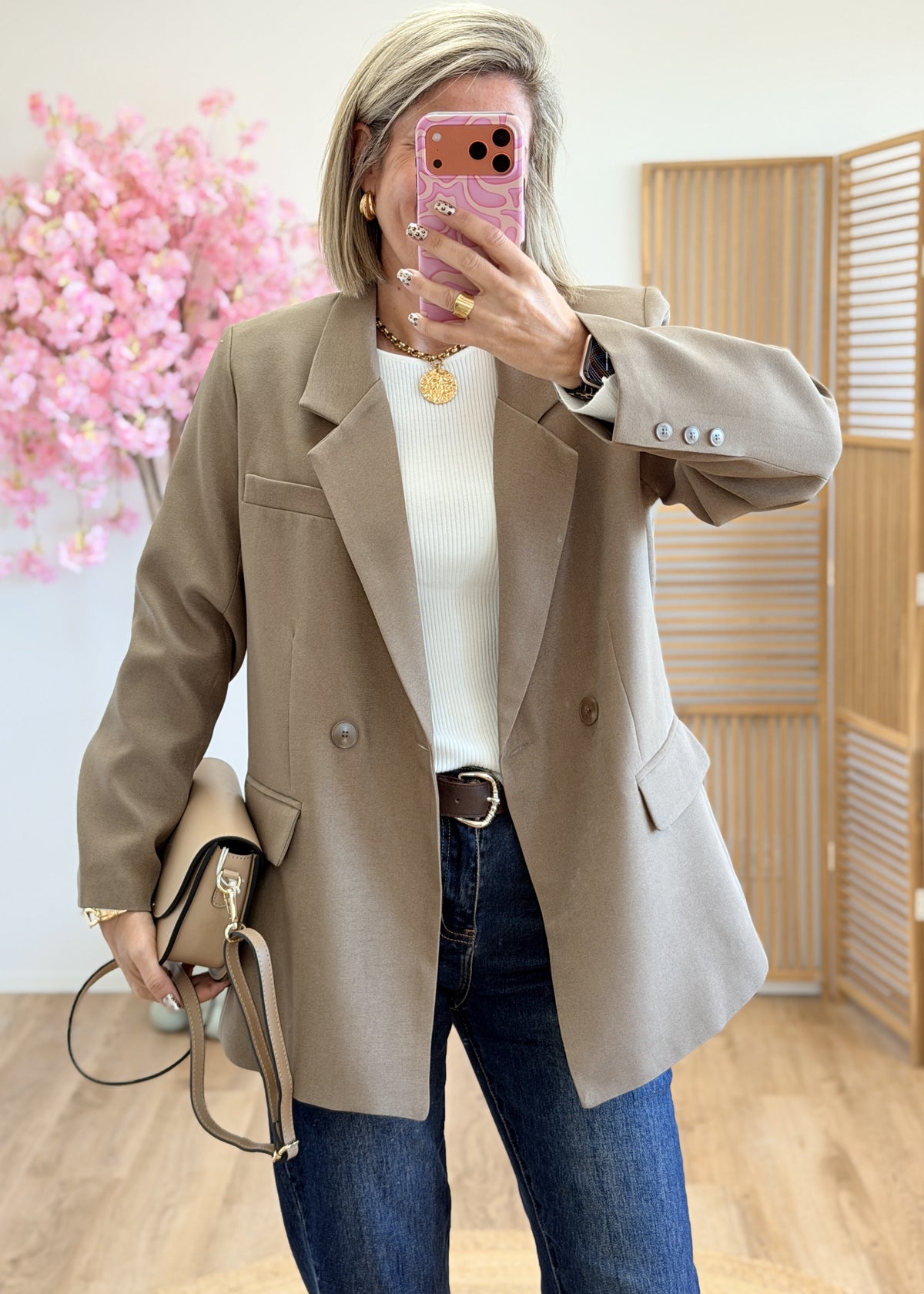 #couleur_taupe