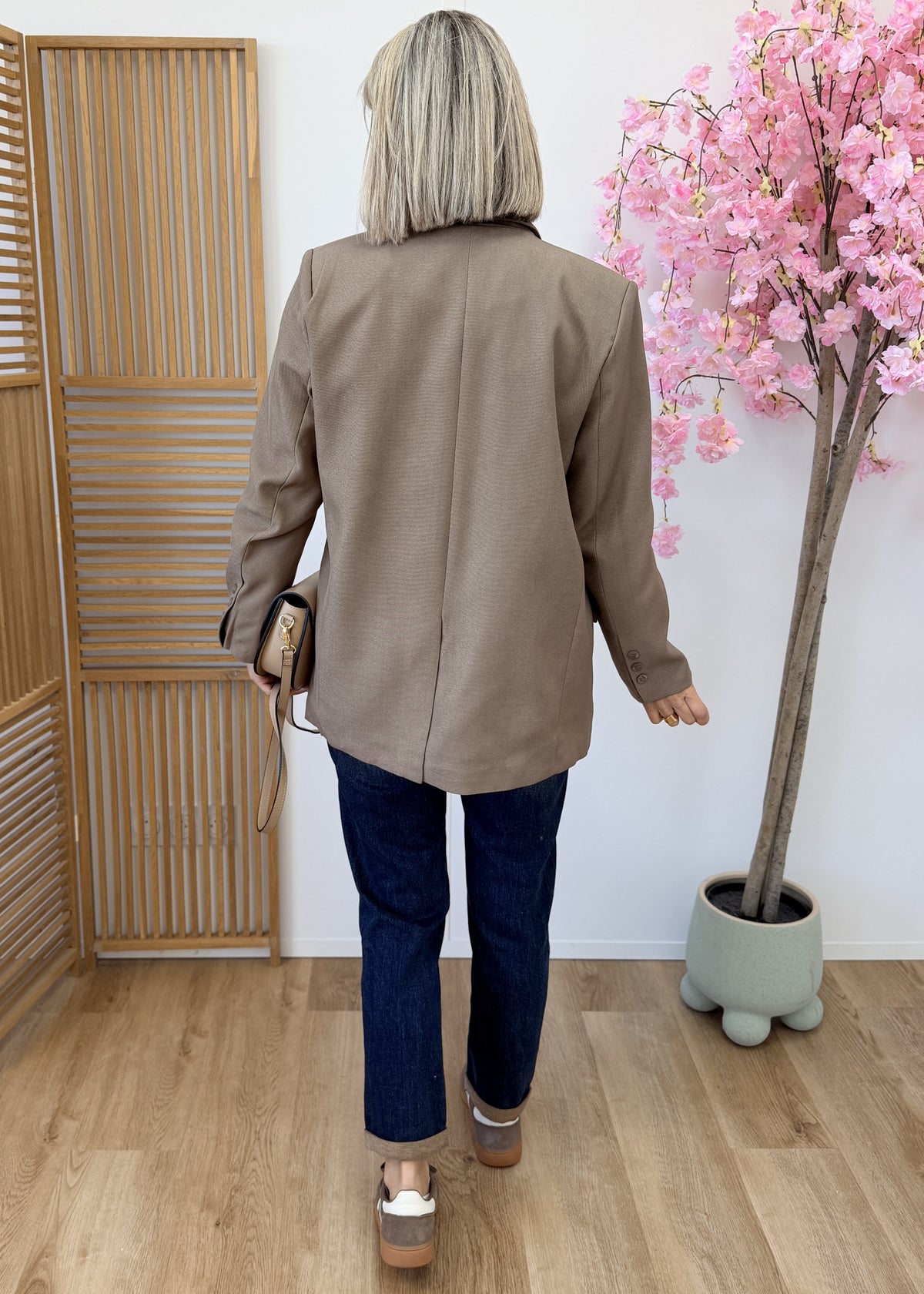 #couleur_taupe