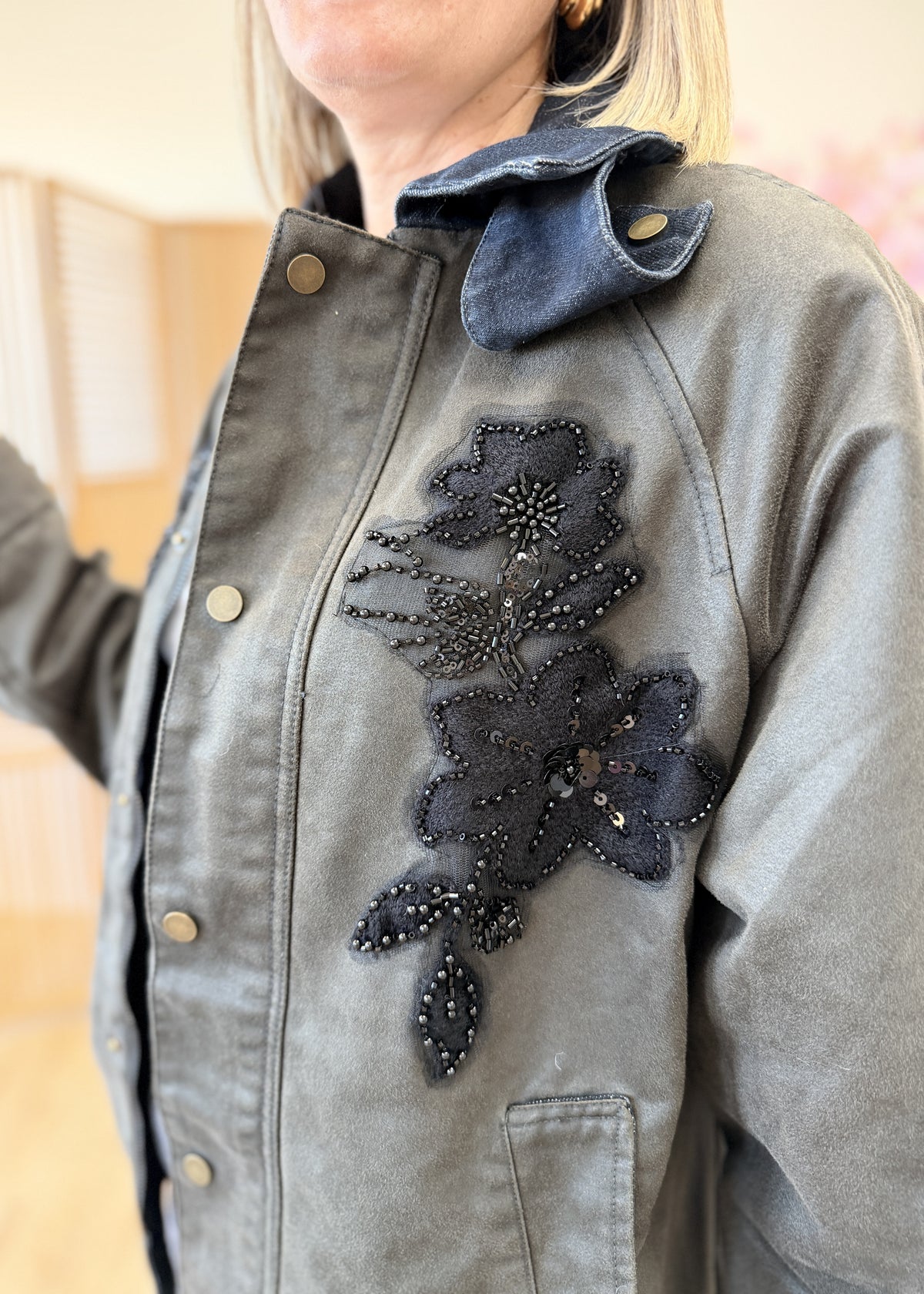 Veste cavalière kaki à sequins