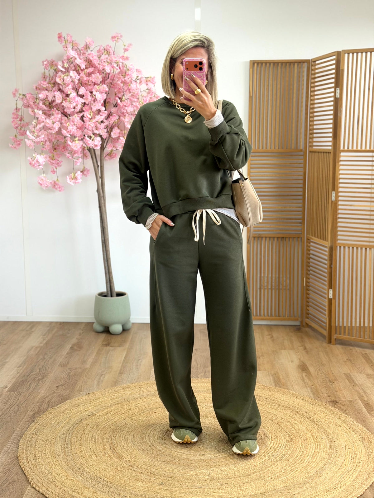 #couleur_kaki