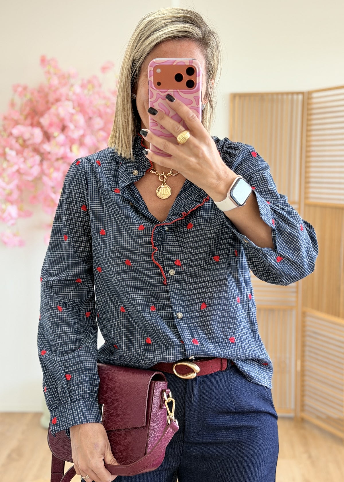 Chemise à carreaux cœurs rouges